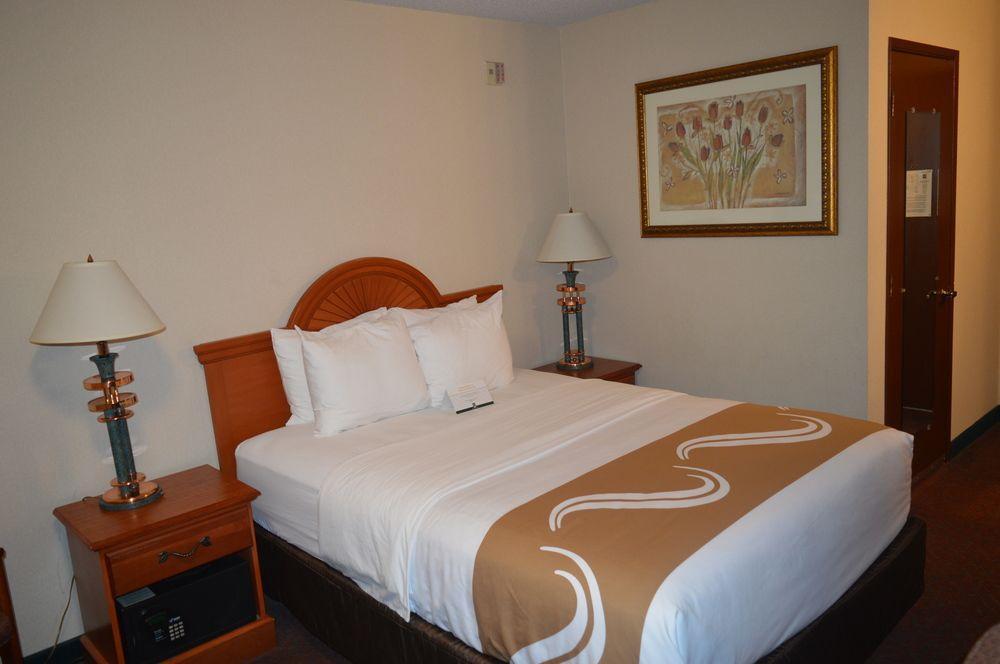 Quality Inn & Suites Lacey Olympia Exteriér fotografie